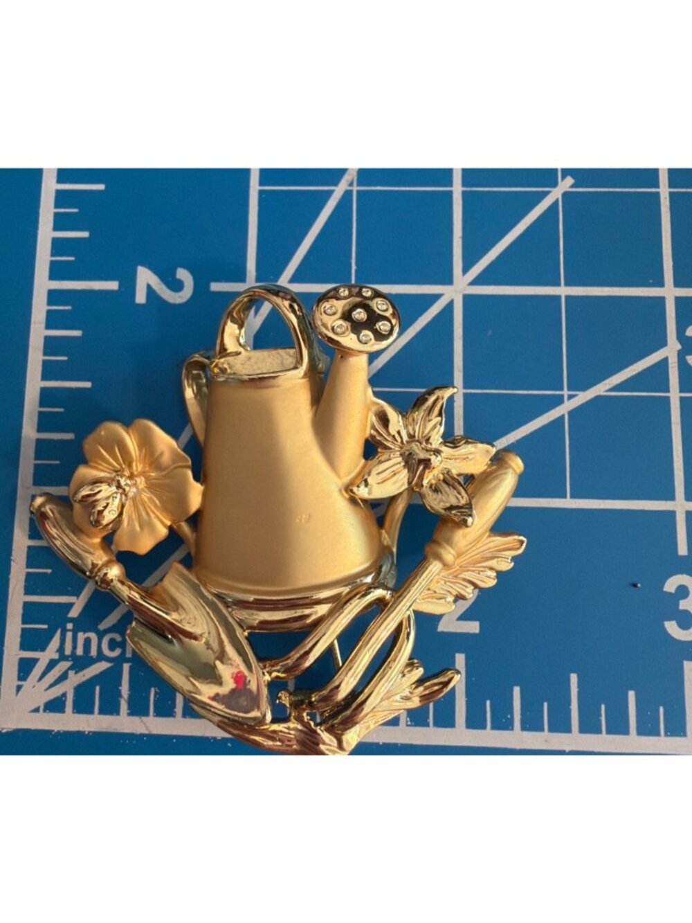 Vintage AJC Gold Tone Watering Can Flowers Brooch Pin Gardening 2.25" Estate - Picture 6 of 7